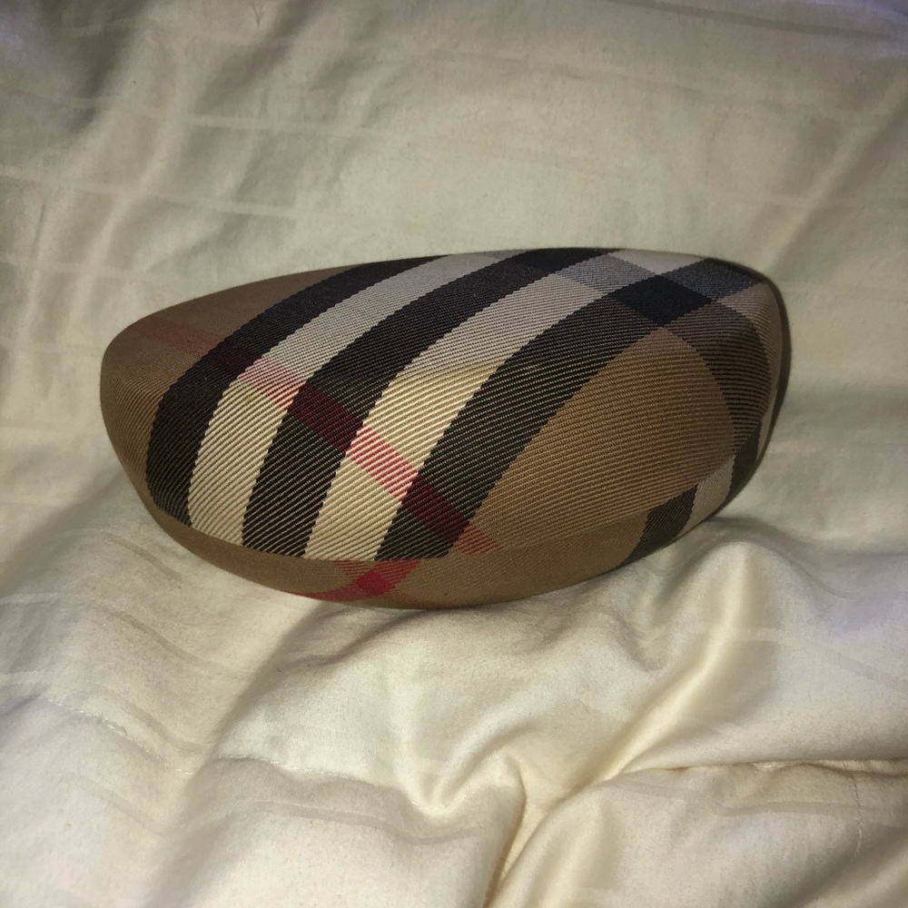 Burberry Designer Sunglasses Case (hard shell)